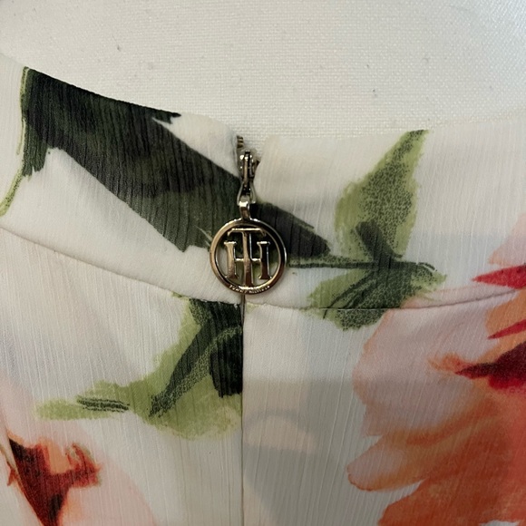 Gorgeous Tommy Hilfiger dress - Picture 6 of 7